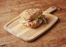 Kylling/Bacon Sandwich i burgerbolle